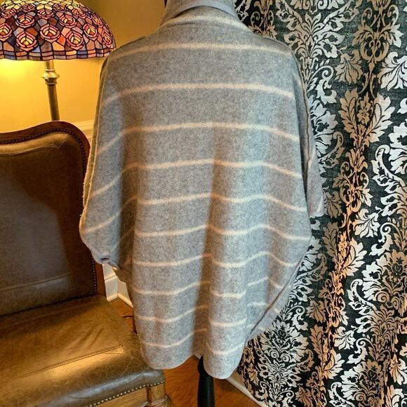 Free People Wool gray and cream strip poncho cape jacket - Picture 9 of 12